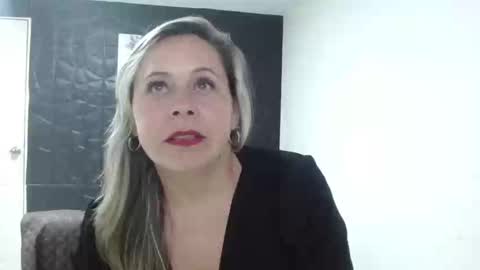 Snapshot of cinthia1609 chatting on March 3, 2025, 8:21 pm cinthia1609 online show from March 3, 2025, 8:21 pm