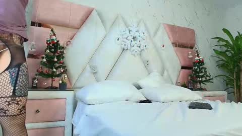 Snapshot of cinthiafoster chatting on December 22, 2024, 8:47 pm Cinthiafosters online show from December 22, 2024, 8:47 pm