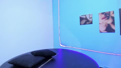 Cinthya online show from April 8, 2026, 5:02 pm