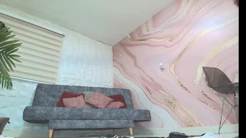  CINTIA  online show from February 21, 2025, 2:48 pm