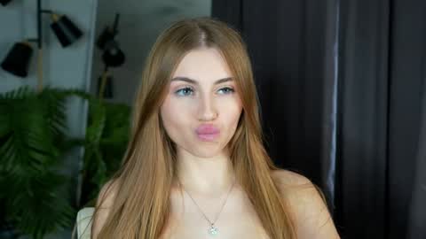 Sandy online show from December 15, 2024, 8:19 am