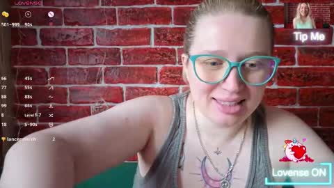 Snapshot of citrusblissss chatting on May 22, 2026, 2:30 am citrusblissss online show from May 22, 2026, 2:30 am