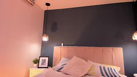 Anna online show from February 14, 2026, 5:15 am