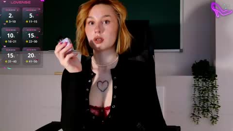 Snapshot of clairemathis chatting on May 11, 2026, 3:07 pm Claire online show from May 11, 2026, 3:07 pm