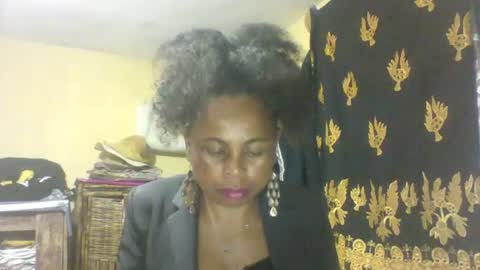 clairette9794 online show from July 4, 2026, 5:52 pm