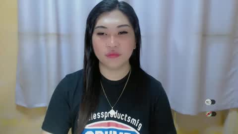 Snapshot of clairewntr_ chatting on December 29, 2024, 4:05 am CLAIRE online show from December 29, 2024, 4:05 am