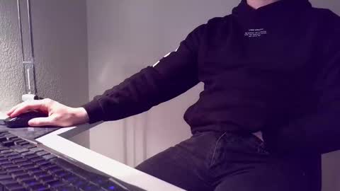 clamshive7 online show from March 21, 2026, 6:22 pm