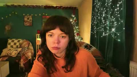 Snapshot of clancyosbourne chatting on February 1, 2026, 5:44 pm Clancy online show from February 1, 2026, 5:44 pm