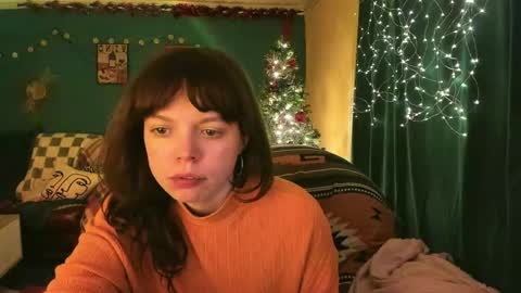 Snapshot of clancyosbourne chatting on February 4, 2026, 9:20 pm Clancy online show from February 4, 2026, 9:20 pm