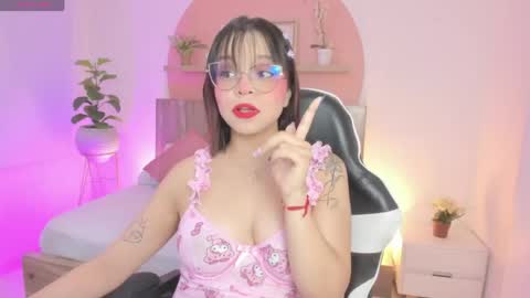 C L A R A online show from May 27, 2026, 2:41 am