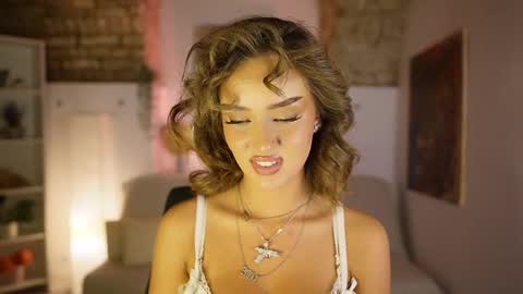 Snapshot of clara_smile chatting on March 12, 2025, 8:20 pm Clara smile online show from March 12, 2025, 8:20 pm