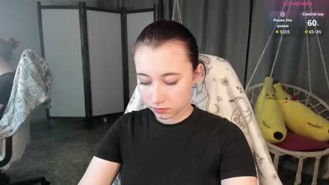 Snapshot of clarabenson chatting on September 29, 2025, 5:07 pm clarabenson online show from September 29, 2025, 5:07 pm