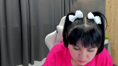 Snapshot of claradunkel chatting on March 15, 2026, 4:29 am Clara online show from March 15, 2026, 4:29 am