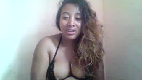 Snapshot of clarah0123 chatting on March 10, 2025, 12:15 pm Clarah0123 online show from March 10, 2025, 12:15 pm