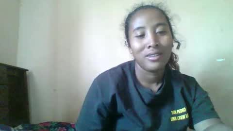 Snapshot of clarah0123 chatting on September 26, 2025, 8:29 am Clarah0123 online show from September 26, 2025, 8:29 am