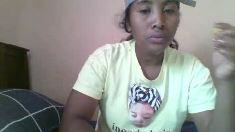 Snapshot of clarah0123 chatting on October 9, 2025, 9:18 am Clarah0123 online show from October 9, 2025, 9:18 am