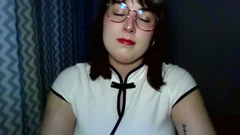 Clara online show from July 8, 2026, 5:50 pm