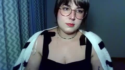 Clara online show from July 12, 2026, 6:43 pm