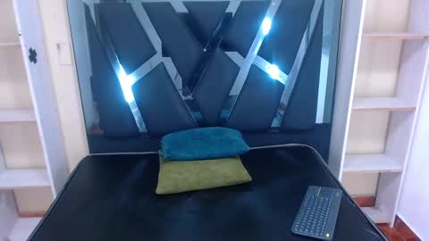 Clarense online show from November 1, 2025, 1:02 pm