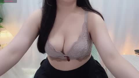 Snapshot of clari_yumi chatting on March 24, 2026, 1:10 am Clari online show from March 24, 2026, 1:10 am