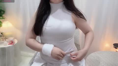 Snapshot of clari_yumi chatting on March 27, 2026, 1:33 am Clari online show from March 27, 2026, 1:33 am