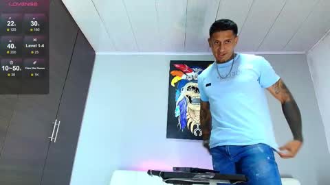 Snapshot of clark__ken chatting on February 24, 2025, 6:15 pm Juanpaindependent model online show from February 24, 2025, 6:15 pm