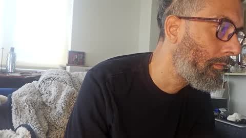 Snapshot of clarkbent2 chatting on February 4, 2025, 5:23 pm clarkbent2 online show from February 4, 2025, 5:23 pm