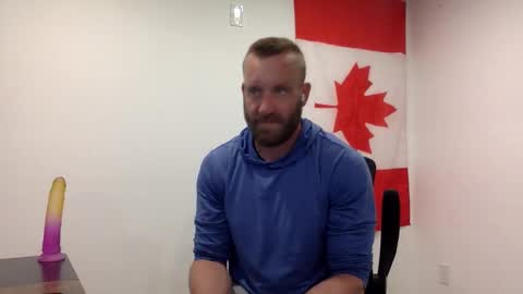 Snapshot of clarkecock chatting on May 1, 2026, 12:26 am Clarke Cock online show from May 1, 2026, 12:26 am