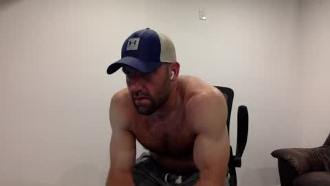 Snapshot of clarkecock chatting on August 5, 2026, 3:04 pm Clarke Cock online show from August 5, 2026, 3:04 pm