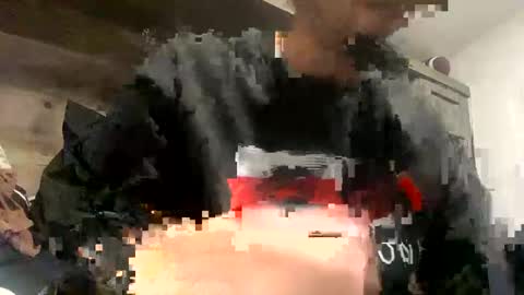 clarkshammer95 online show from February 8, 2025, 4:36 am