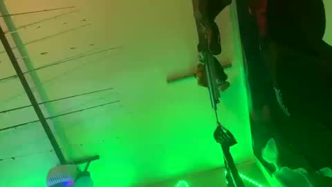 clarkshammer95 online show from October 16, 2025, 1:56 pm