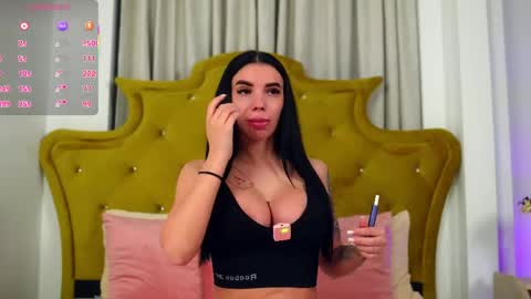 Snapshot of classybarby__ chatting on June 10, 2026, 2:12 am Velma online show from June 10, 2026, 2:12 am