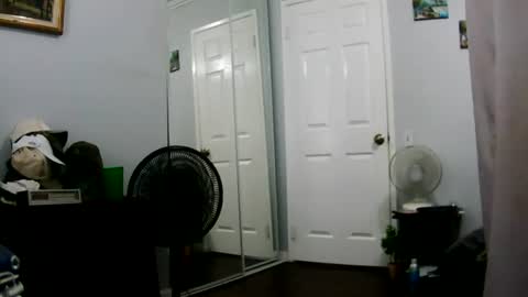 Claudia online show from July 6, 2026, 4:20 pm