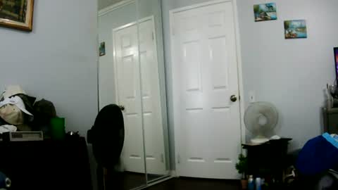 Claudia online show from July 11, 2026, 4:53 pm