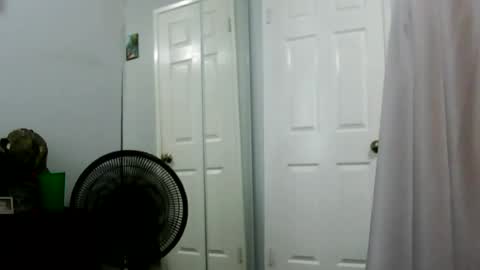 Claudia online show from July 28, 2026, 5:23 pm