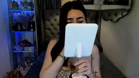 Snapshot of claudia_empress chatting on November 7, 2025, 10:54 pm Naughty Claudia online show from November 7, 2025, 10:54 pm