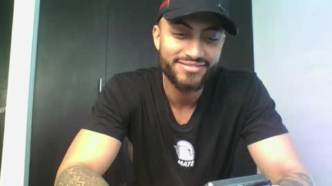 Clay online show from April 15, 2026, 2:46 pm