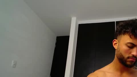 Snapshot of claybrown_ chatting on May 31, 2026, 4:03 pm Clay online show from May 31, 2026, 4:03 pm