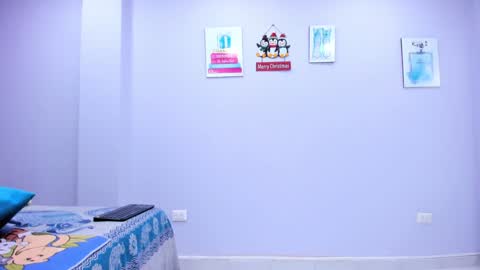 Clayr online show from January 8, 2025, 3:51 am