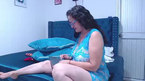 Snapshot of clayr_rosse chatting on July 5, 2026, 4:19 am Clayr online show from July 5, 2026, 4:19 am