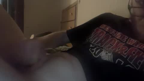 cleatus27 online show from May 19, 2026, 2:18 am