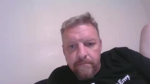 Snapshot of cleaver1230 chatting on October 29, 2025, 7:21 am cleaver1230 online show from October 29, 2025, 7:21 am