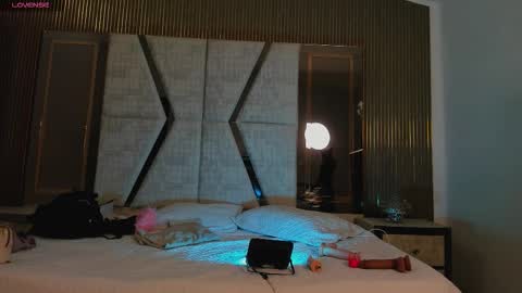 Cleo Adams online show from October 12, 2025, 4:11 am