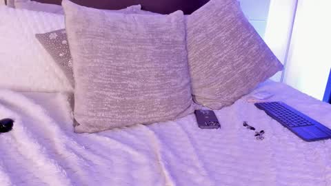 Snapshot of cleojhonson chatting on March 4, 2025, 11:08 am . Cleo Jhonson . online show from March 4, 2025, 11:08 am