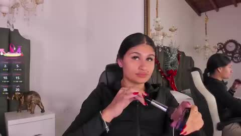 Cleopatra online show from December 17, 2025, 6:47 pm