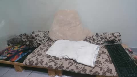 Snapshot of cleopatrahot01 chatting on March 30, 2026, 5:25 pm cleopatrahot01 online show from March 30, 2026, 5:25 pm