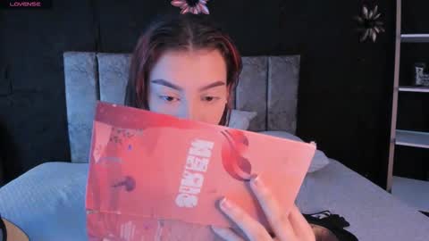 cleowhite_ online show from March 6, 2026, 9:55 pm