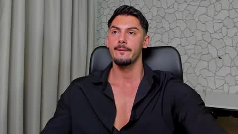 Snapshot of clintmasterss chatting on December 17, 2025, 6:08 am ClintMasterss online show from December 17, 2025, 6:08 am