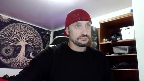 Snapshot of clintwood12 chatting on November 20, 2025, 12:22 am chad online show from November 20, 2025, 12:22 am