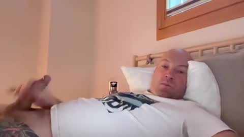 clitoliker online show from December 16, 2024, 7:48 am